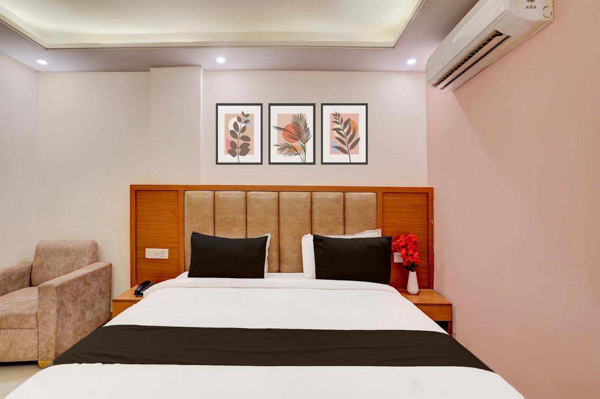 Super Townhouse Airport Road Delhi Hotel New Delhi Exterior photo