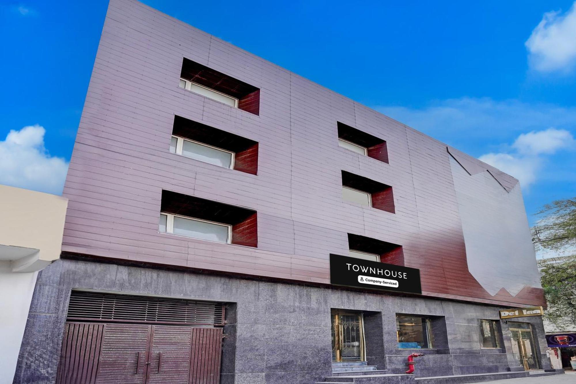 Super Townhouse Airport Road Delhi Hotel New Delhi Exterior photo